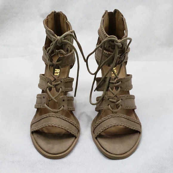 NWOB Report Roana Size 8.5 Lace Up Sandals Taupe - Picture 7 of 8